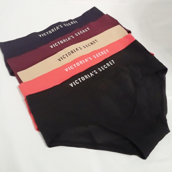 Victoria's Secret Other - Victoria's Secret Seamless Hiphugger Panty